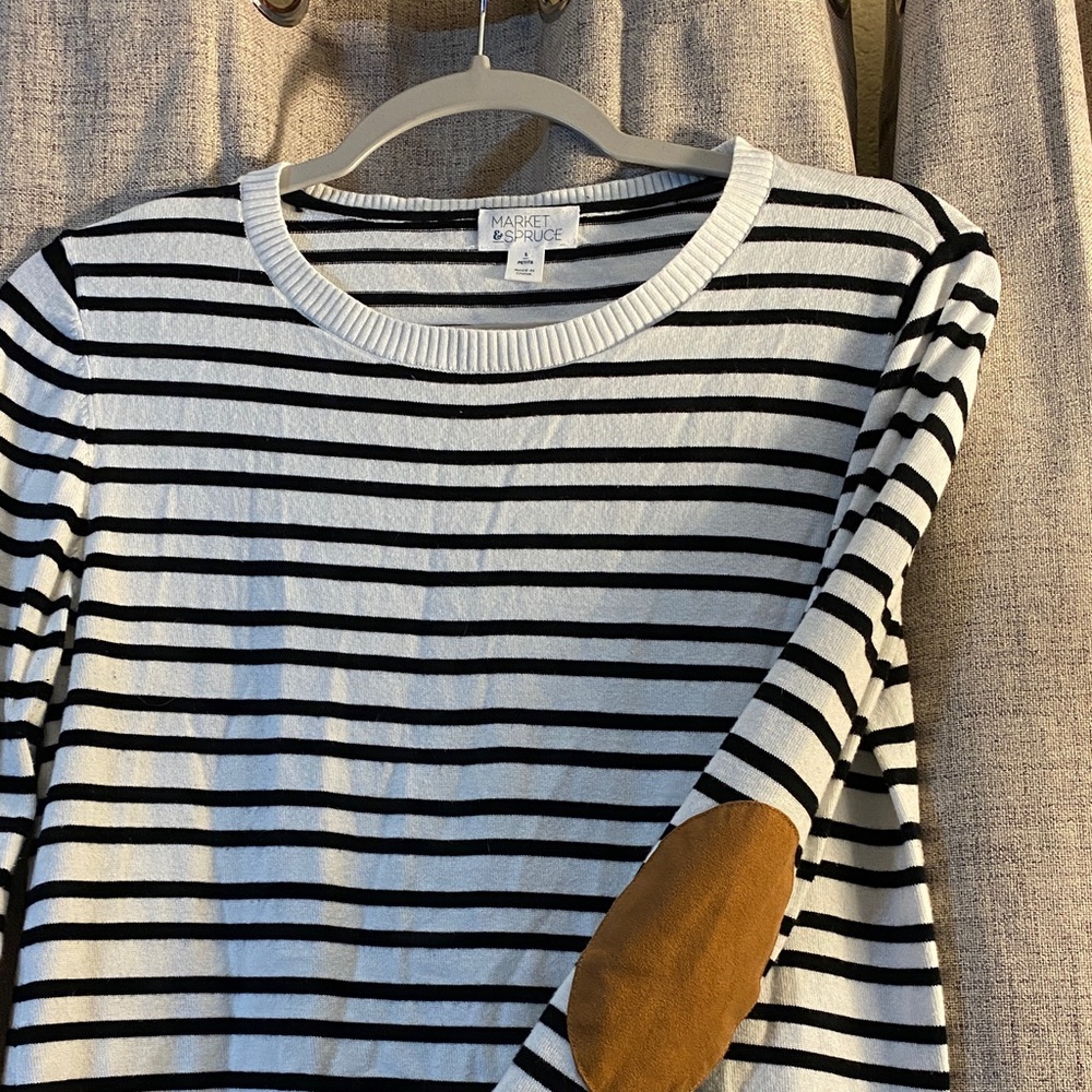 Market & Spruce Black and White Striped Sweater